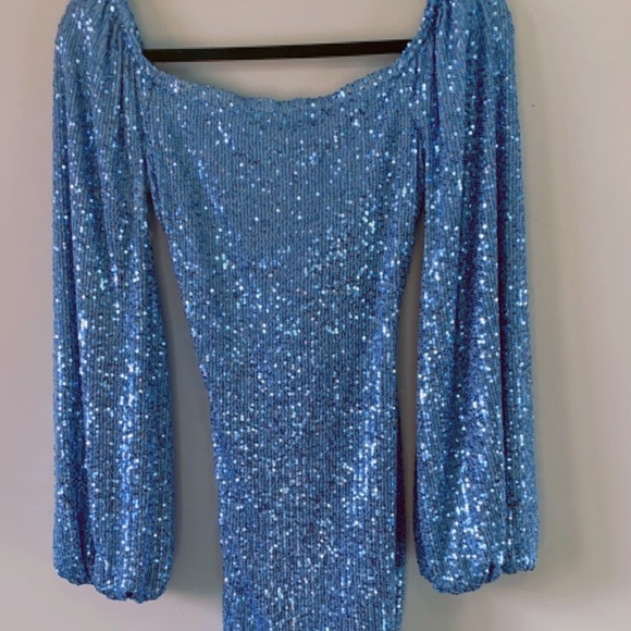 🔴SOLD🔴FashionNova mini blue sequins dress ✨❄️ - Picture 3 of 6